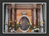 Naples via Pignasecca 4