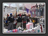le marché vendeurs à la sauvette