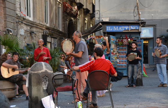 naples spaccanapoli