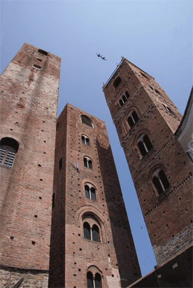 Albenga, tours du duomo