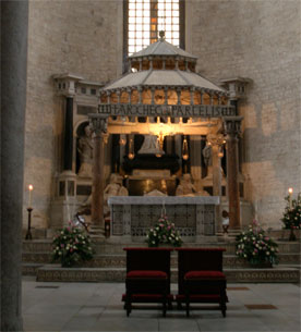 Bari ciborium de san nicolas