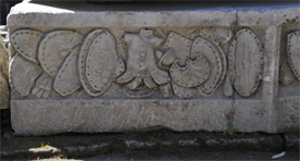 trophées et armures détails Pouzzoles