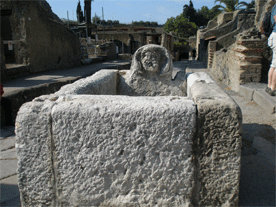 Herculanum fontaine