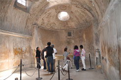 Thermes du forum de Pompéi.